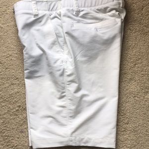 Under Armour shorts size 32